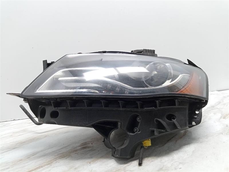 2010 AUDI A4 4cyl Gasoline Turbo 2.0 Left HEADLAMP ASSEMBLY - 100230