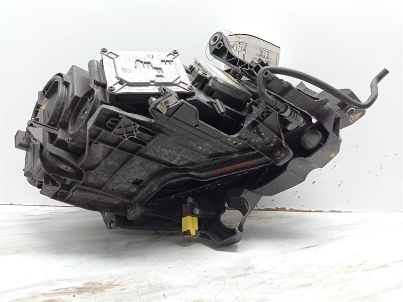 2010 AUDI A4 4cyl Gasoline Turbo 2.0 Left HEADLAMP ASSEMBLY - 100230 — photo 5