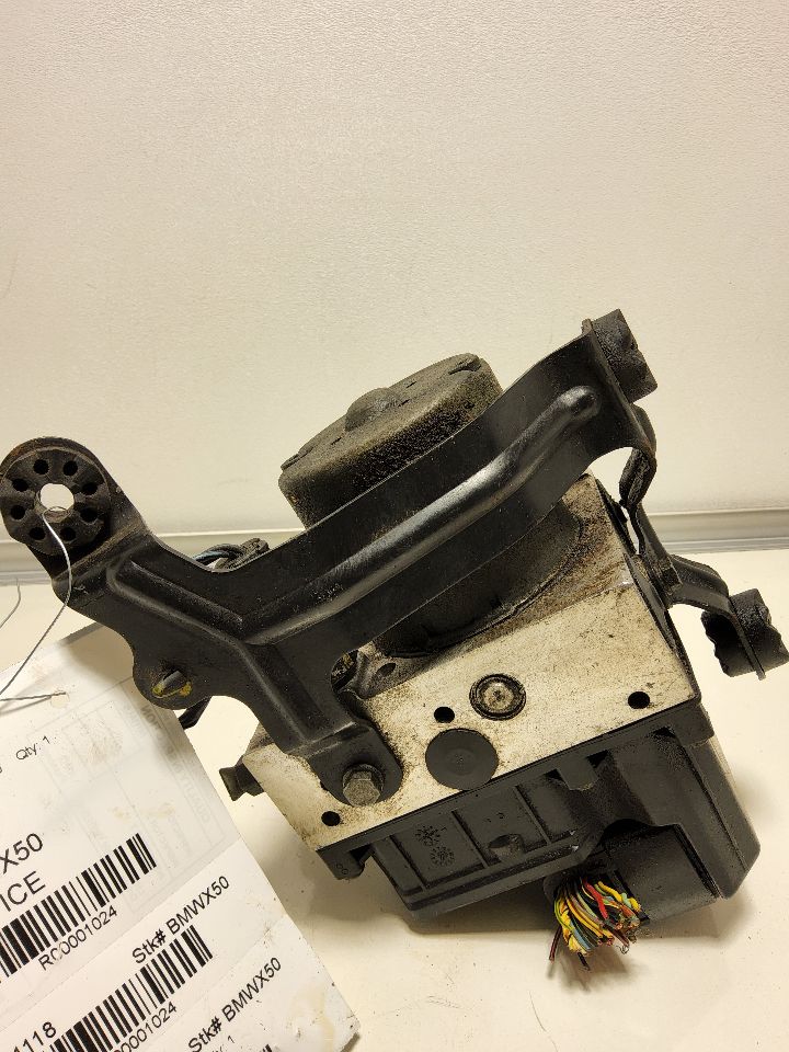 2004 BMW X5 Anti-lock Brake Pts - 1024 — photo 6