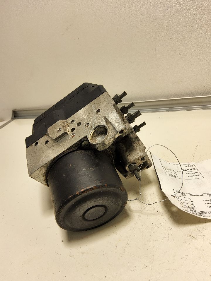 2006 LEXUS GS300 Anti-lock Brake Pts - 1081 — photo 4
