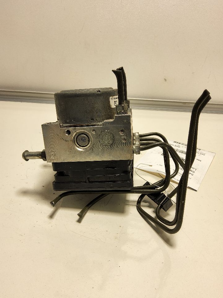 2017 SUBARU WRX Anti-lock Brake Pts - 1110 — photo 2