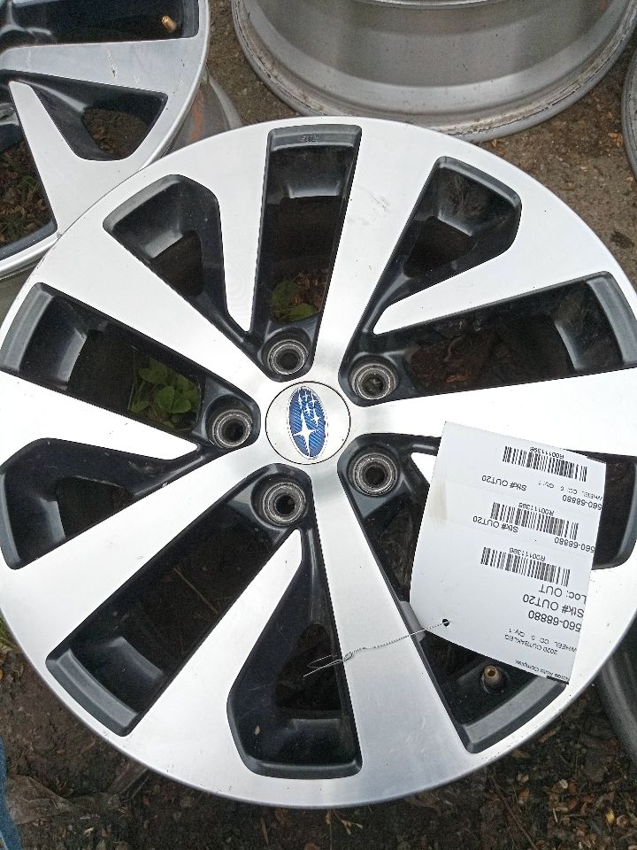 2020 SUBARU LEGACY WHEEL - 111396 — photo 1