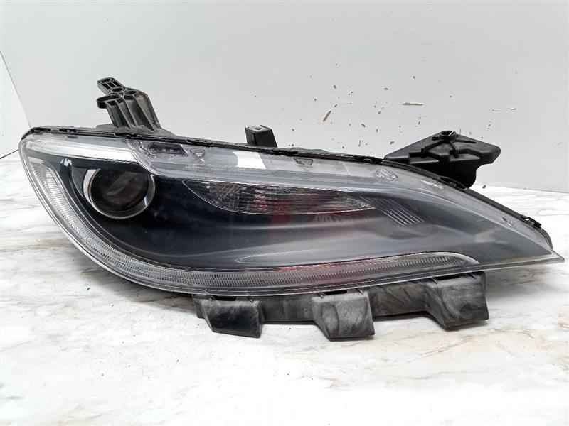 2015 CHRYSLER 200 4cyl Gasoline 2.4 Right HEADLAMP ASSEMBLY - 111400 — photo 3