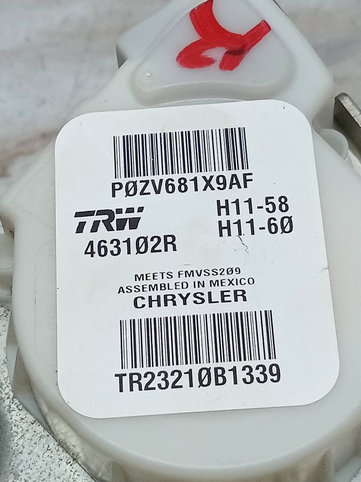 2011 DODGE CARAVAN 6 cyl Gas Flex Fuel 3.6 Seat Belt, Front - 111411 — photo 3