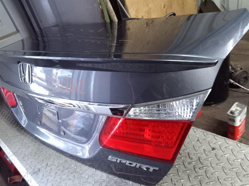 2014 HONDA ACCORD 4cyl Gasoline 2.4 Decklid  Tailgate - 113339 — photo 4
