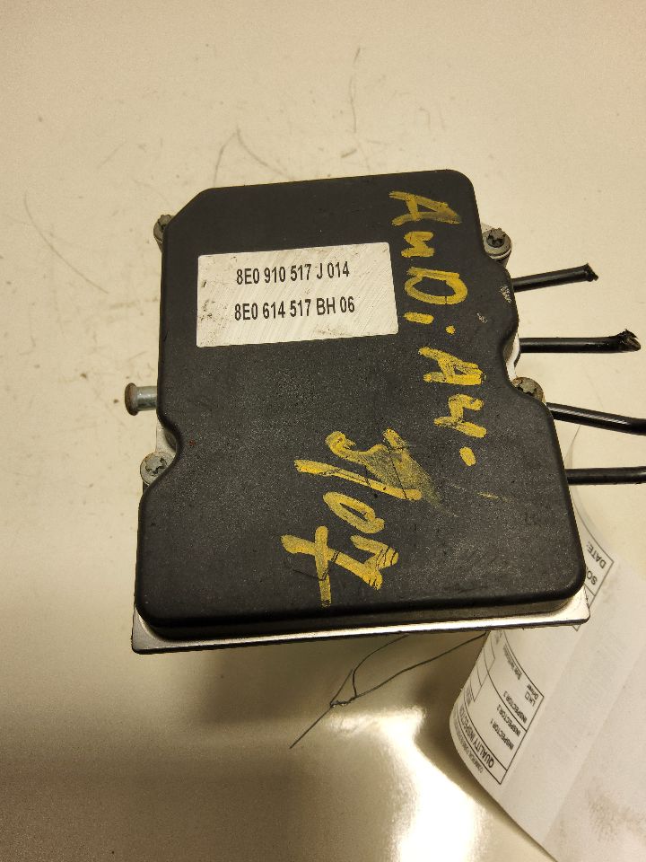 2007 AUDI A4 Anti-lock Brake Pts - 1189 — photo 4