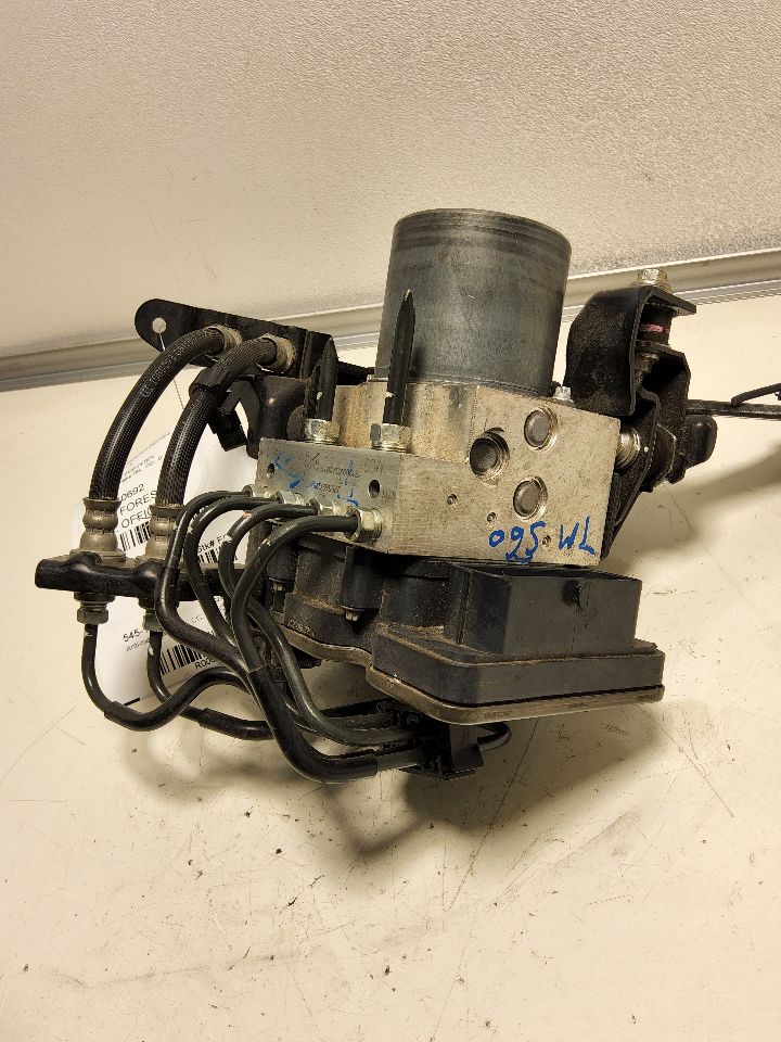 2018 SUBARU FORESTER Anti-lock Brake Pts - 1231 — photo 4