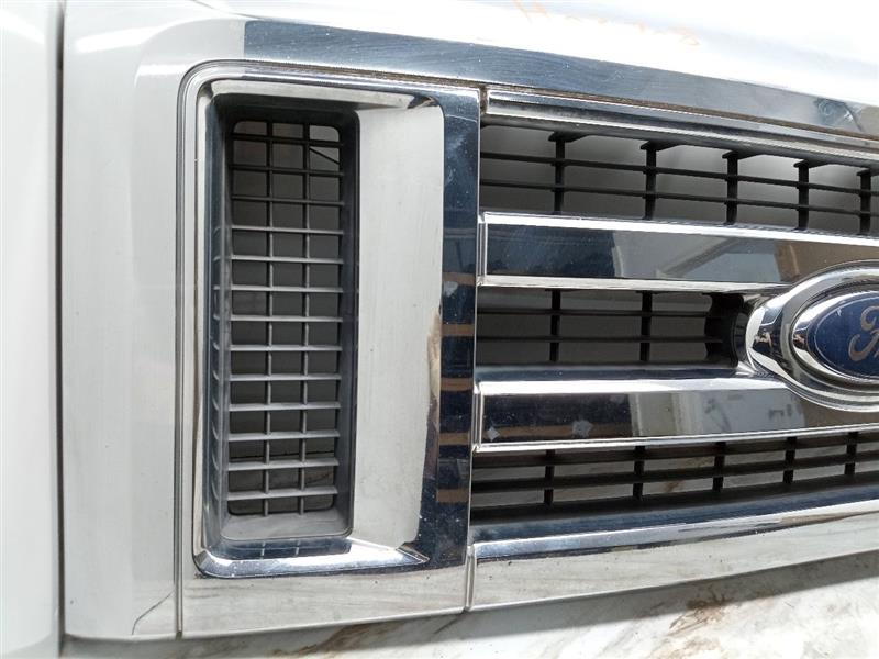 2010 FORD VAN GRILLE - 123481 — photo 2