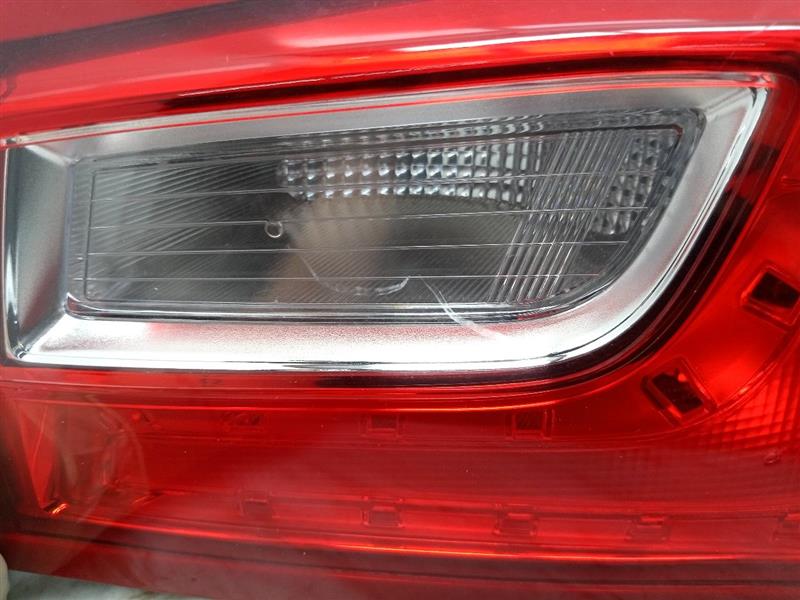 2018 CHEVROLET MALIBU 1.5L 4cyl Turbo Gasoline Right TAIL LAMP - 123606 — photo 4