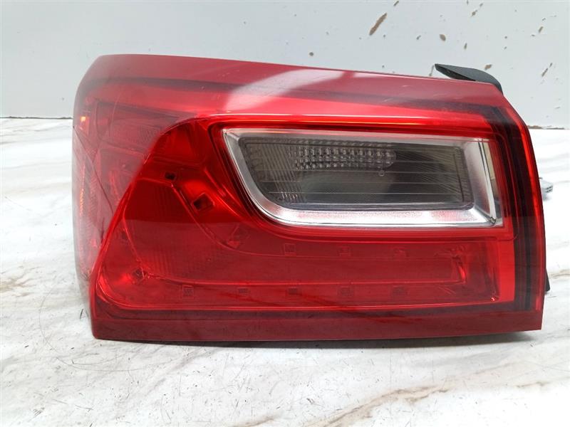 2018 CHEVROLET MALIBU 1.5L 4cyl Turbo Gasoline Left TAIL LAMP - 123607 — photo 1