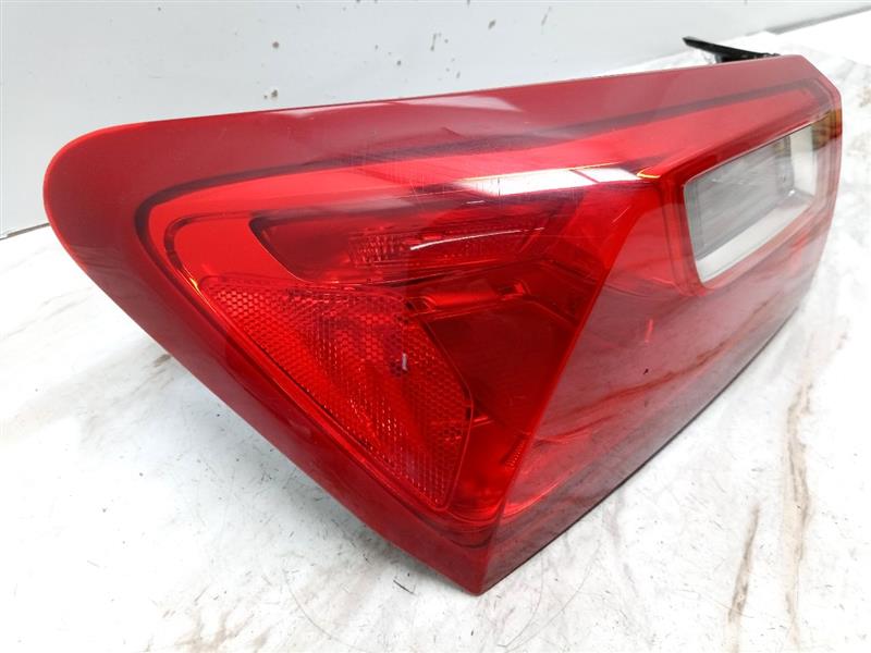 2018 CHEVROLET MALIBU 1.5L 4cyl Turbo Gasoline Left TAIL LAMP - 123607 — photo 2