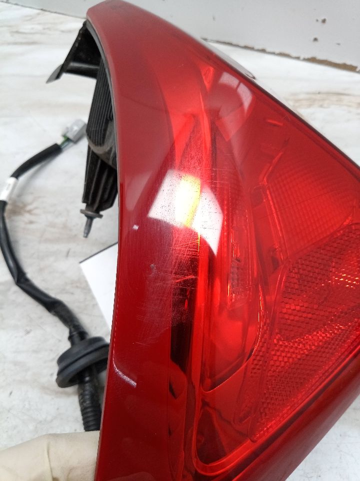 2018 CHEVROLET MALIBU 1.5L 4cyl Turbo Gasoline Left TAIL LAMP - 123607 — photo 6
