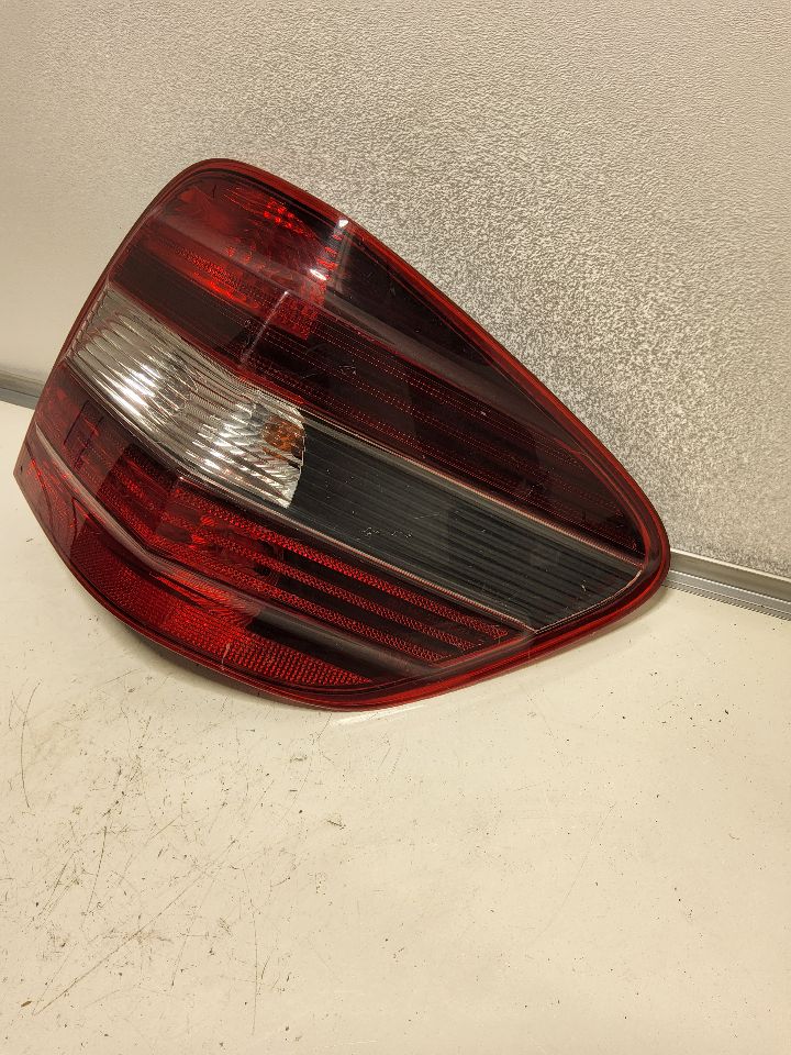2008 MERCEDES-BENZ ML-CLASS Right TAIL LAMP - 1251 — photo 2