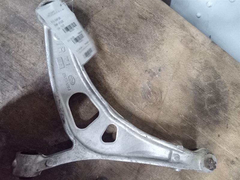 2020 SUBARU LEGACY Right LOWER CNTRL ARM, FR - 125237 — photo 1
