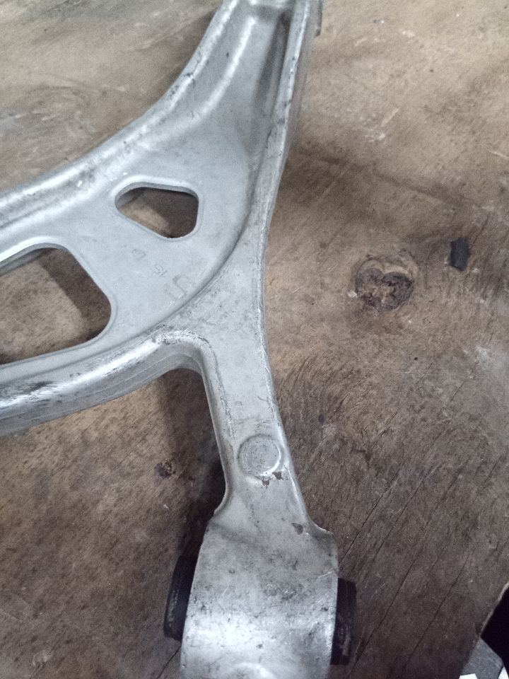 2020 SUBARU LEGACY Right LOWER CNTRL ARM, FR - 125237 — photo 3