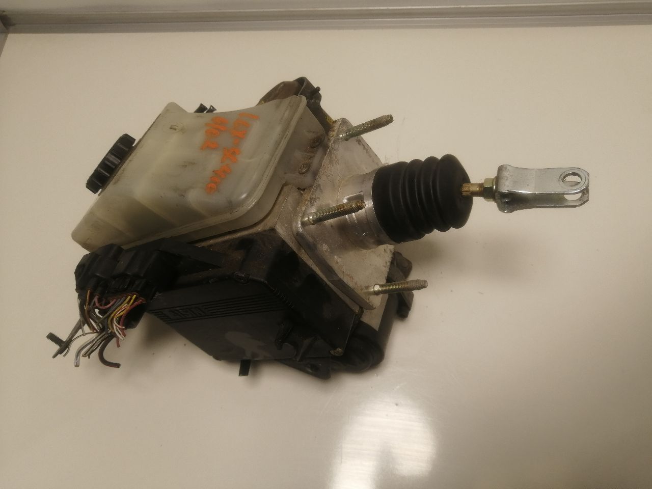 2003 LEXUS SC430 Anti-lock Brake Pts - 1261