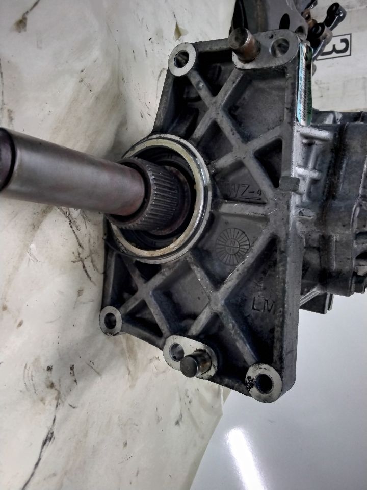 2011 HYUNDAI TUCSON TRANSFER CASE ASSY - 12687 — photo 2