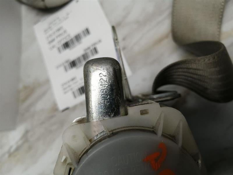 2006 TOYOTA PRIUS Seat Belt, Front - 1300 — photo 4