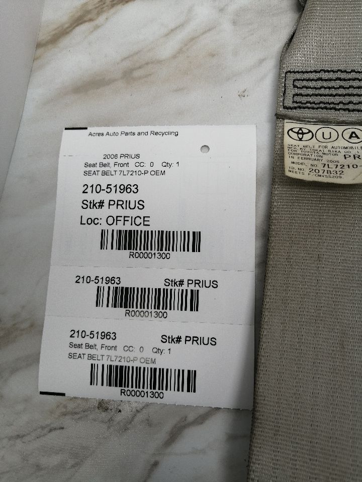 2006 TOYOTA PRIUS Seat Belt, Front - 1300 — photo 8