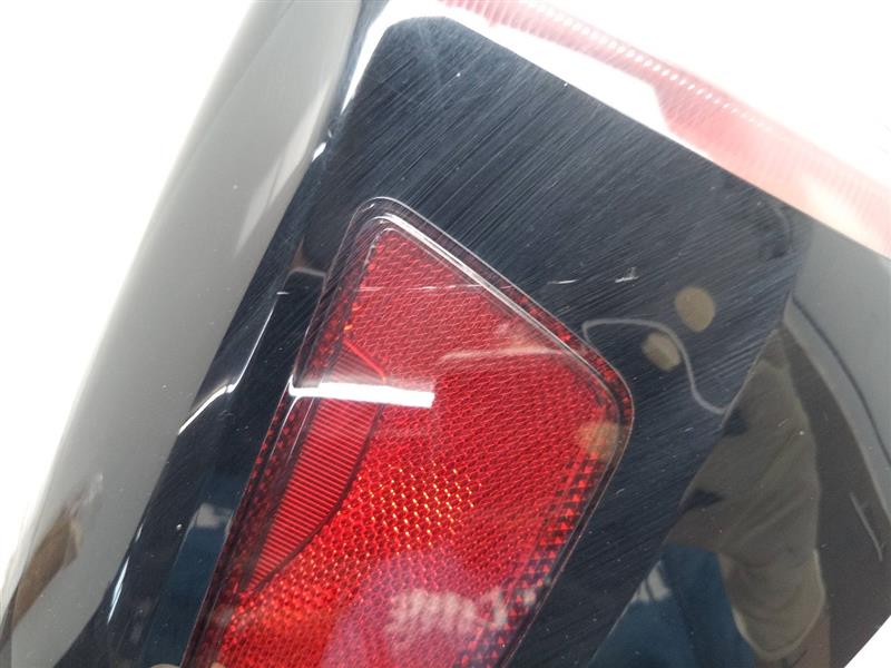 2020 SUBARU LEGACY Left TAIL LAMP - 131737 — photo 2