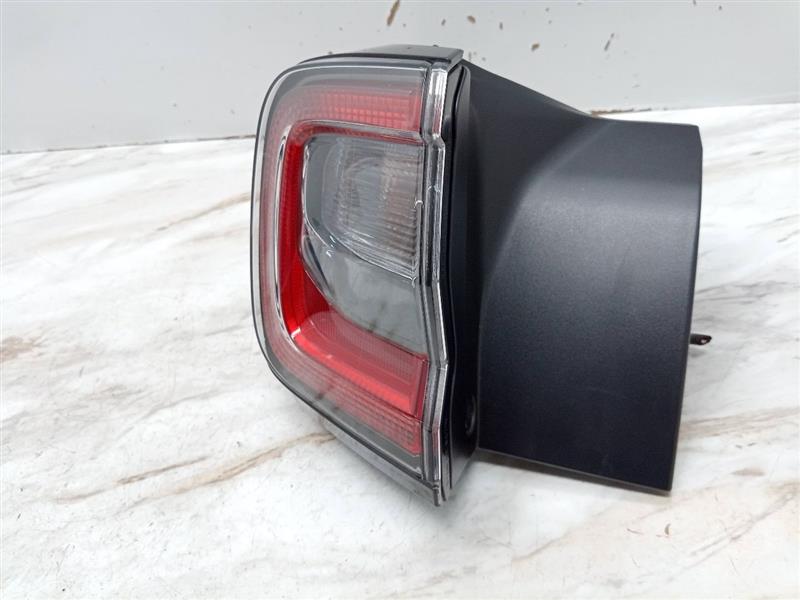 2020 SUBARU LEGACY Left TAIL LAMP - 131742 — photo 2