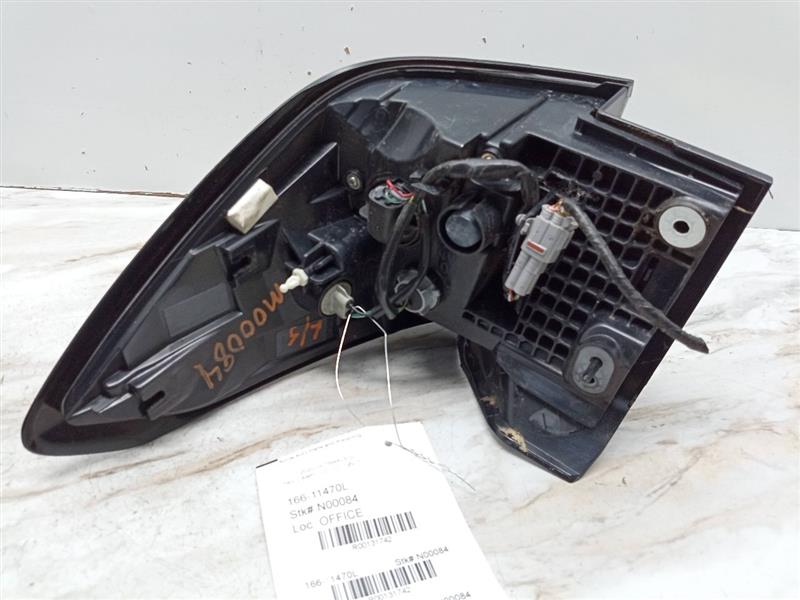 2020 SUBARU LEGACY Left TAIL LAMP - 131742 — photo 3