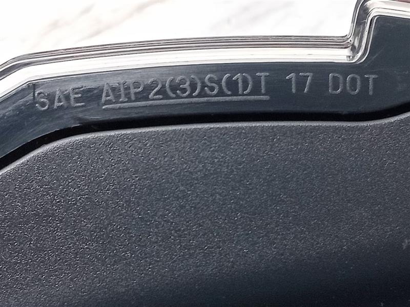 2020 SUBARU LEGACY Left TAIL LAMP - 131742 — photo 4
