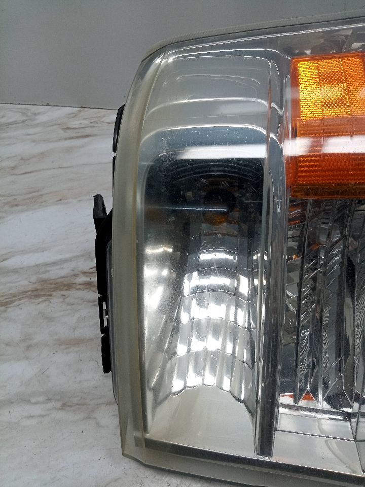 2010 FORD VAN 6.8L Triton V10 HEADLAMP ASSEMBLY - 132121 — photo 7