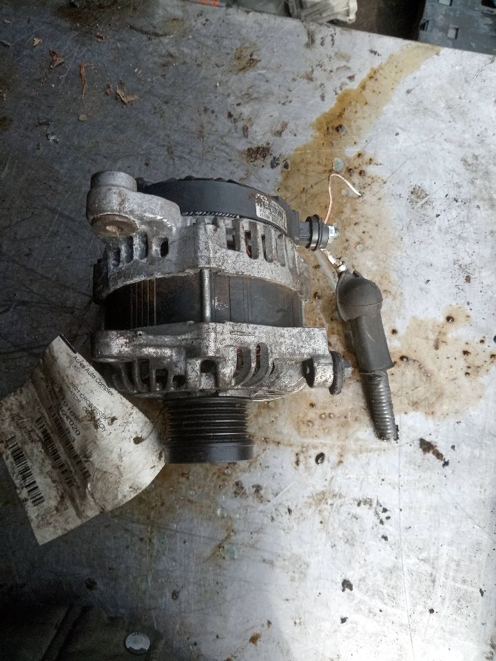 2021 SUBARU XV CROSSTREK ALTERNATOR - 132184 — photo 1