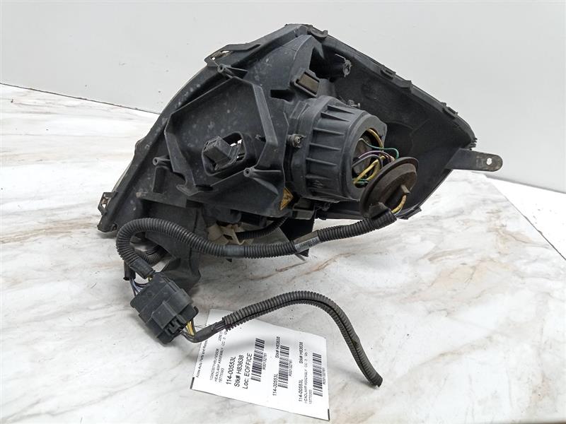 2006 CADILLAC DTS 8cyl Gasoline 4.6 Left HEADLAMP ASSEMBLY - 132761 — photo 5