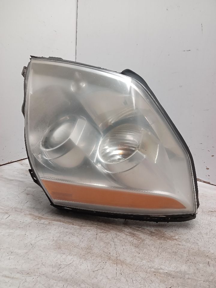 2006 CADILLAC DTS 8cyl Gasoline 4.6 Left HEADLAMP ASSEMBLY - 132761 — photo 7