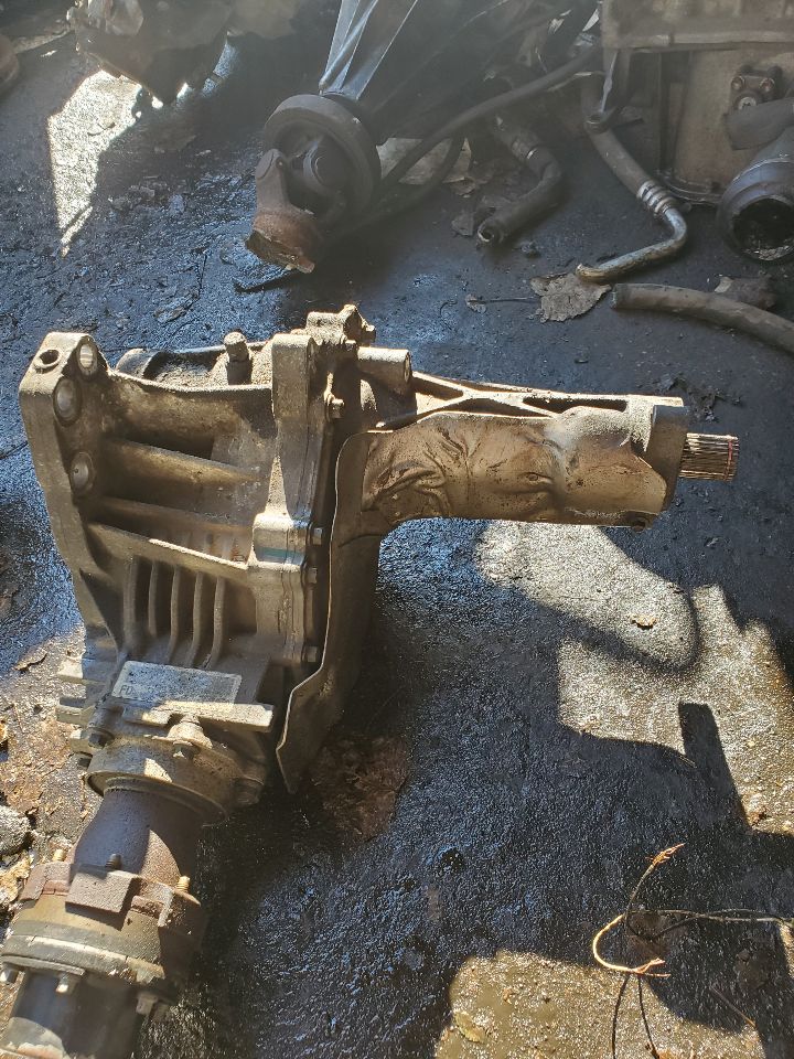 2010 CHEVROLET EQUINOX 4cyl Gasoline 2.4 TRANSFER CASE ASSY - 133381