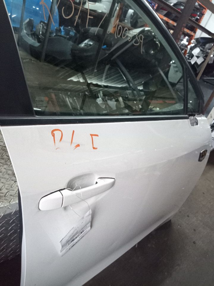 2021 SUBARU LEGACY Right DOOR ASSEMBLY, FR - 133770 — photo 4