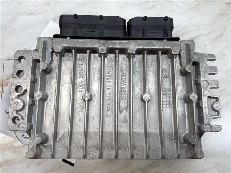 2004 MINI COOPER COOPER 4cyl Gasoline 1.6 Eng/Motor Cont Mod - 133793 — photo 4