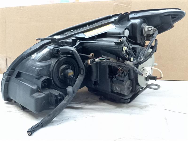 2004 LEXUS RX330 6cyl Gasoline 3.3 Right HEADLAMP ASSEMBLY - 133972 — photo 5