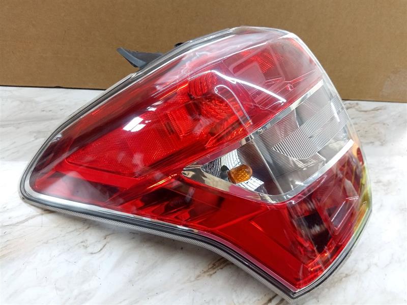 2015 SUBARU FORESTER Left TAIL LAMP - 133992 — photo 1