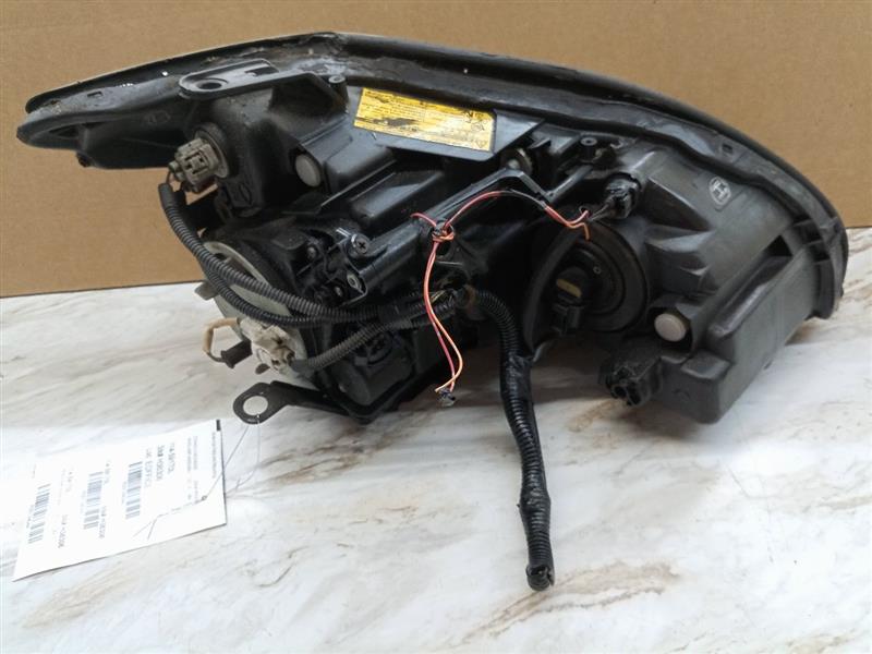 2004 LEXUS RX330 6cyl Gasoline 3.3 Left HEADLAMP ASSEMBLY - 134044 — photo 5