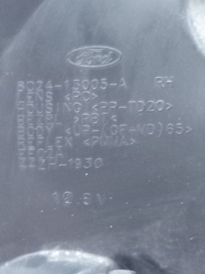 2012 FORD VAN 6.8L Triton V10 HEADLAMP ASSEMBLY - 134158 — photo 6