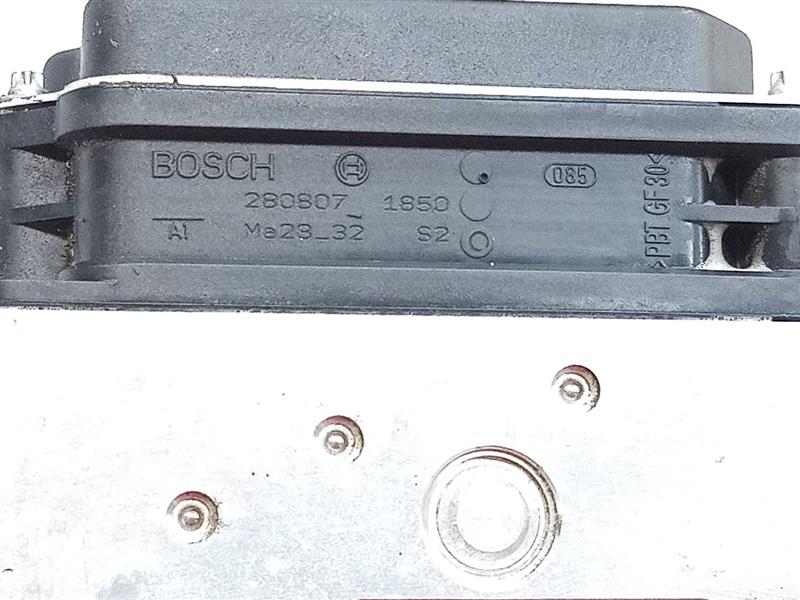2008 LAND ROVER LR3 8cyl Gasoline 4.4 Anti-lock Brake Pts - 134166 — photo 6