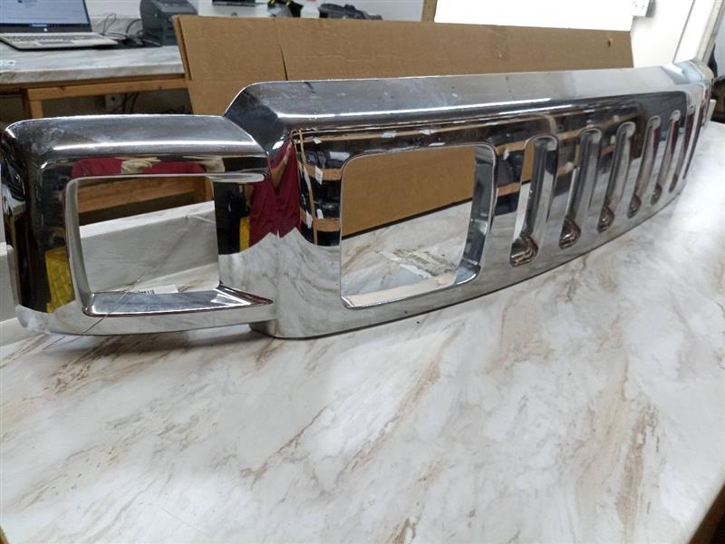 2008 AMERICAN MOTORS HUMMER H3 5cyl gasoline 3.7 GRILLE - 134224 — photo 2