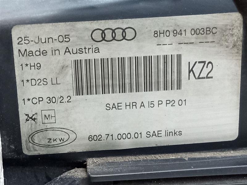 2006 AUDI A4 6cyl Gasoline 3.0 Right HEADLAMP ASSEMBLY - 134399 — photo 6