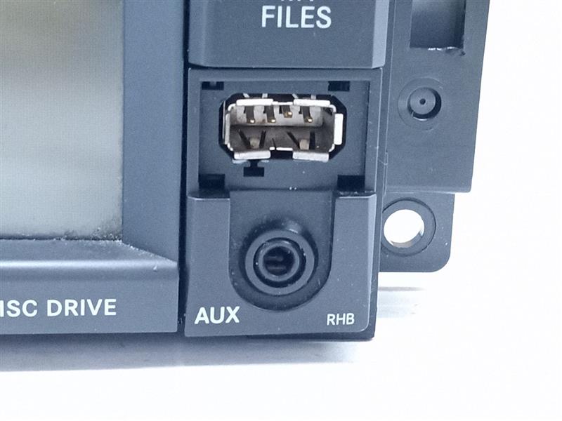 2011 VOLKSWAGEN ROUTAN 6 Cyl Gasoline 3.6 DI Radio Audio - 134604 — photo 2