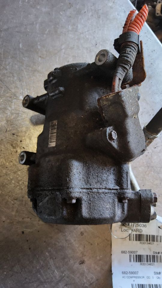 2009 TOYOTA PRIUS 4cyl Electric 1.5 AC COMPRESSOR - 134621 — photo 1