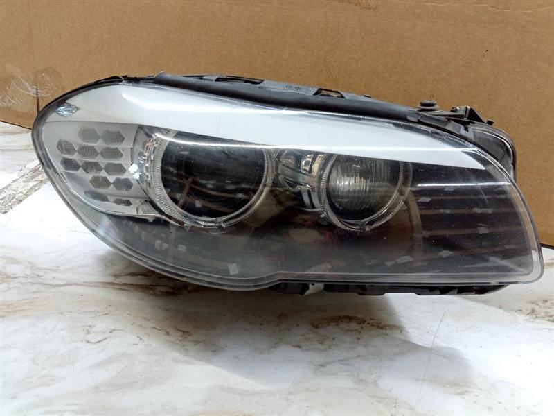 2011 BMW 535i 6cyl Gasoline Turbo 3.0 Right HEADLAMP ASSEMBLY - 135299