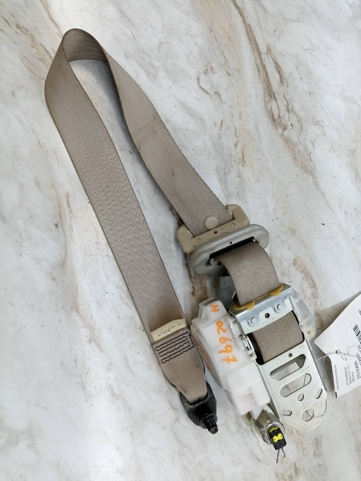 2011 SUZUKI SX4 4cyl Gasoline 2.0 Dohc Seat Belt, Front - 135506