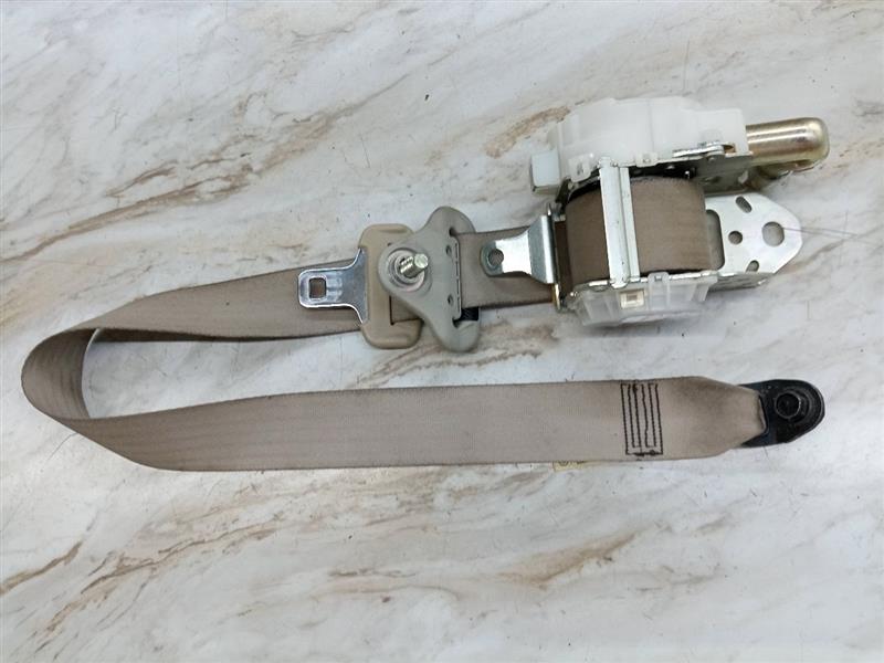 2011 SUZUKI SX4 4cyl Gasoline 2.0 Dohc Seat Belt, Front - 135506 — photo 4