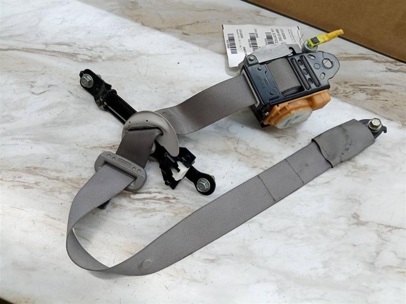 2006 KIA SEDONA 6cyl Gasoline 3.8 Seat Belt, Front - 135598