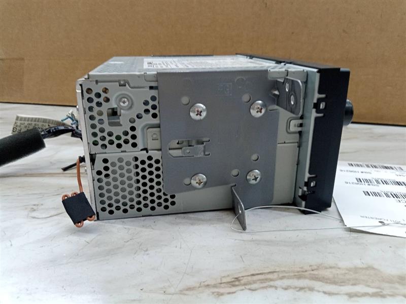 2011 SUBARU FORESTER Radio Audio - 135675 — photo 4