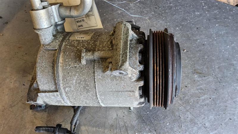 2017 CHEVROLET EQUINOX 4cyl Gasoline 2.4 AC COMPRESSOR - 136588 — photo 4