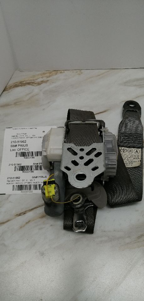 2008 TOYOTA PRIUS Seat Belt, Front - 1366 — photo 5